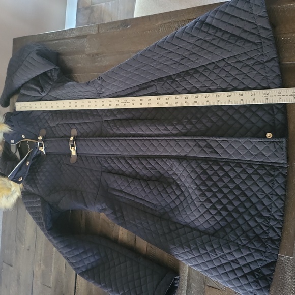 IVANKA TRUMP Dark Blue Quilted Puffer with Faux Fur - Picture 7 of 7